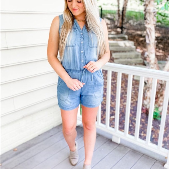 Romper - Picture 2 of 4